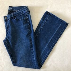 Ann Taylor Loft Modern Sexy Boot Jeans, size 29/8